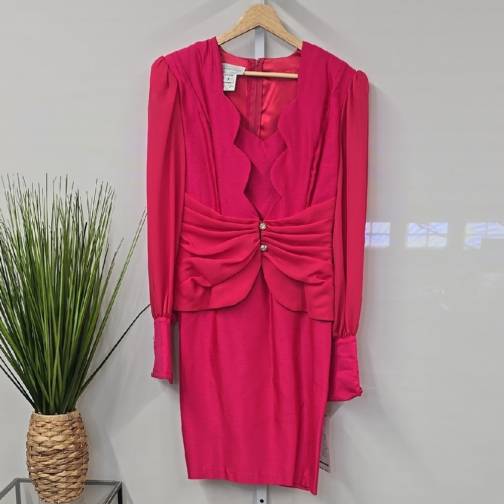 Elegant Pink Women's Dress